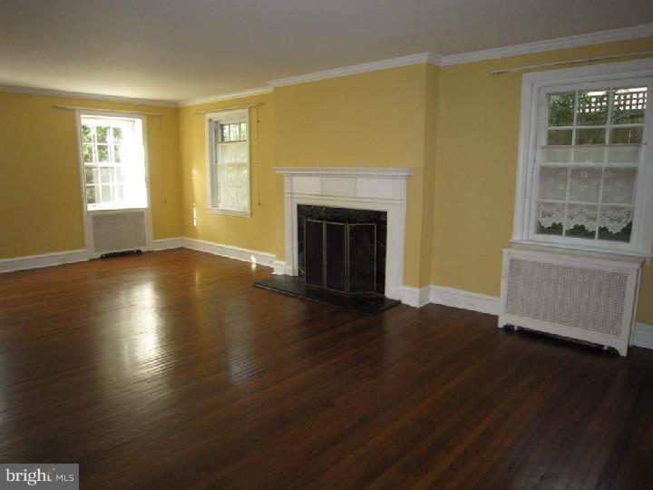 645 North Chester Road Swarthmore, PA 19081 - Photo 21 of 25 Living Room