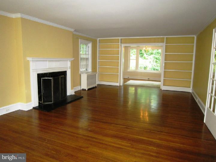 645 North Chester Road Swarthmore, PA 19081 - Photo 4 of 25 Living Room