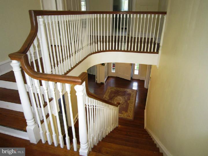645 North Chester Road Swarthmore, PA 19081 - Photo 7 of 25 Hallway