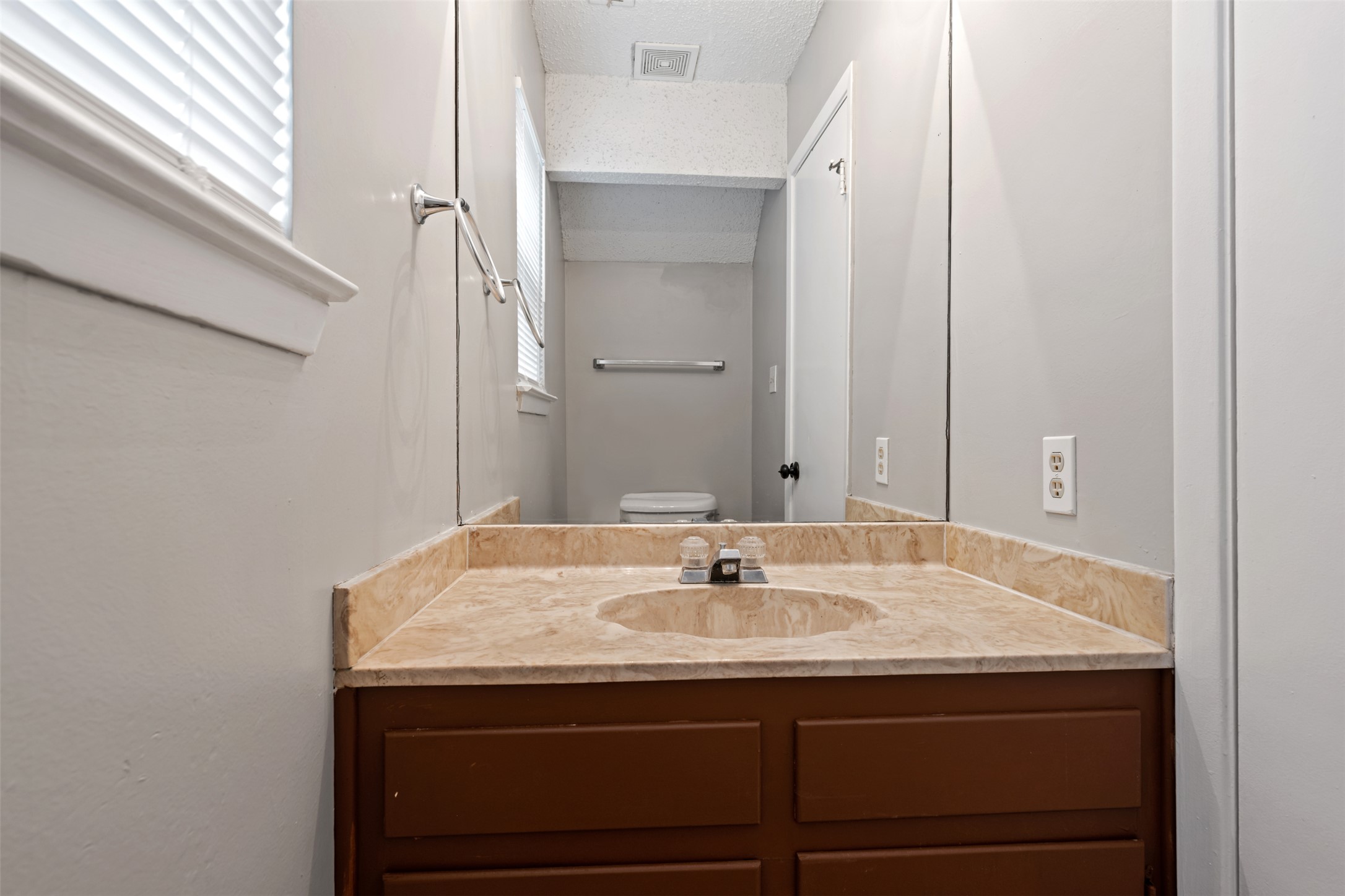 1805 Rawhide Loop Round Rock, TX 78681 - Photo 18 of 31