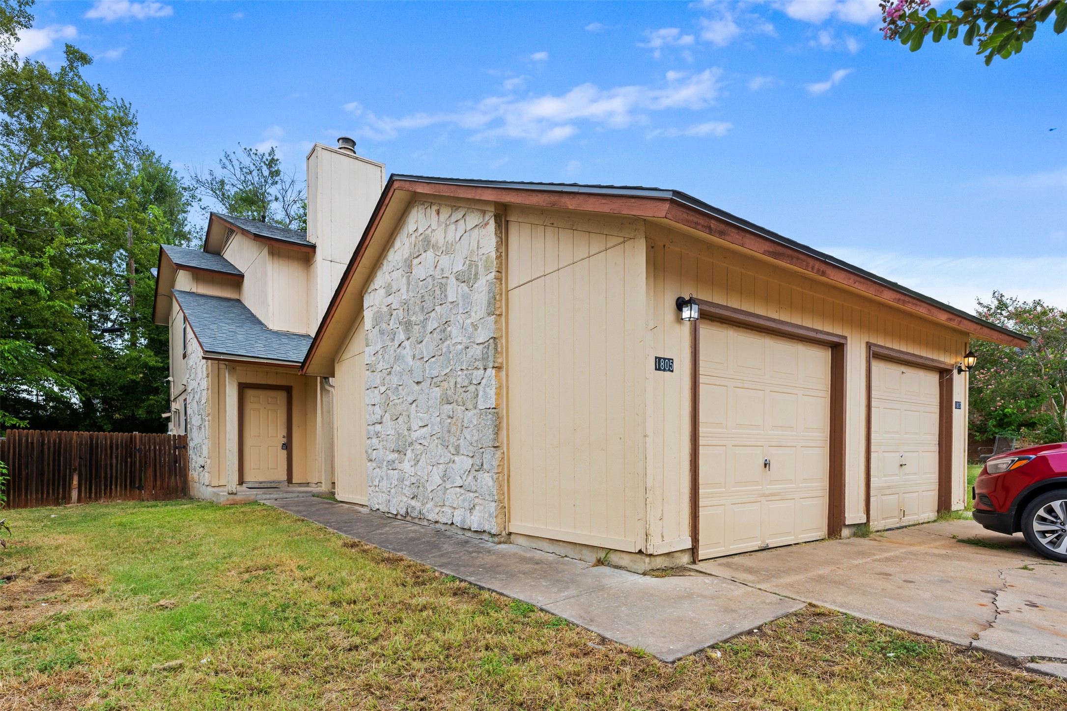 1805 Rawhide Loop Round Rock, TX 78681 - Photo 2 of 31
