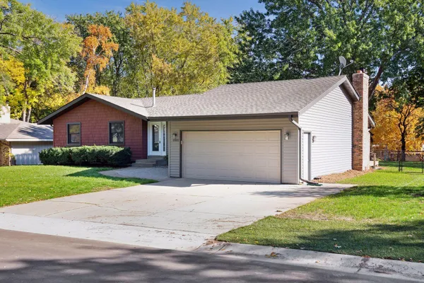 $479,900 | 6802 Cottonwood Lane North, Maple Grove, MN 55369