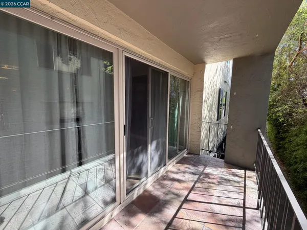 $2,000 | 401 Monte Vista Avenue, Unit 103, Oakland, CA 94611