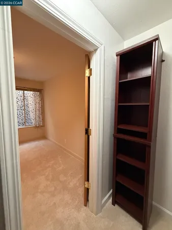 $2,000 | 401 Monte Vista Avenue, Unit 103, Oakland, CA 94611