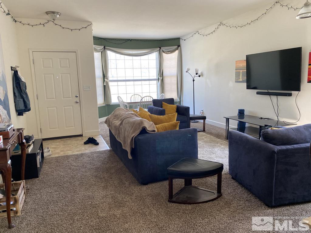 2781 Harding Way, Unit NV Reno, NV 89503 - Photo 4 of 27 Photo 4