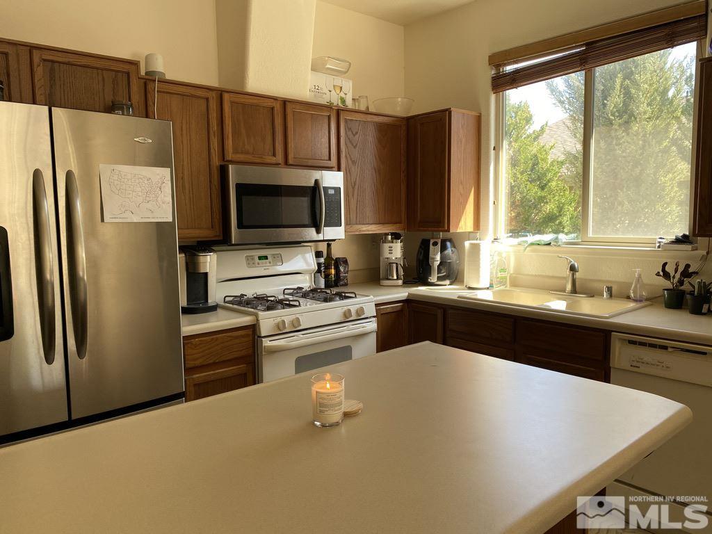 2781 Harding Way, Unit NV Reno, NV 89503 - Photo 7 of 27 Photo 7
