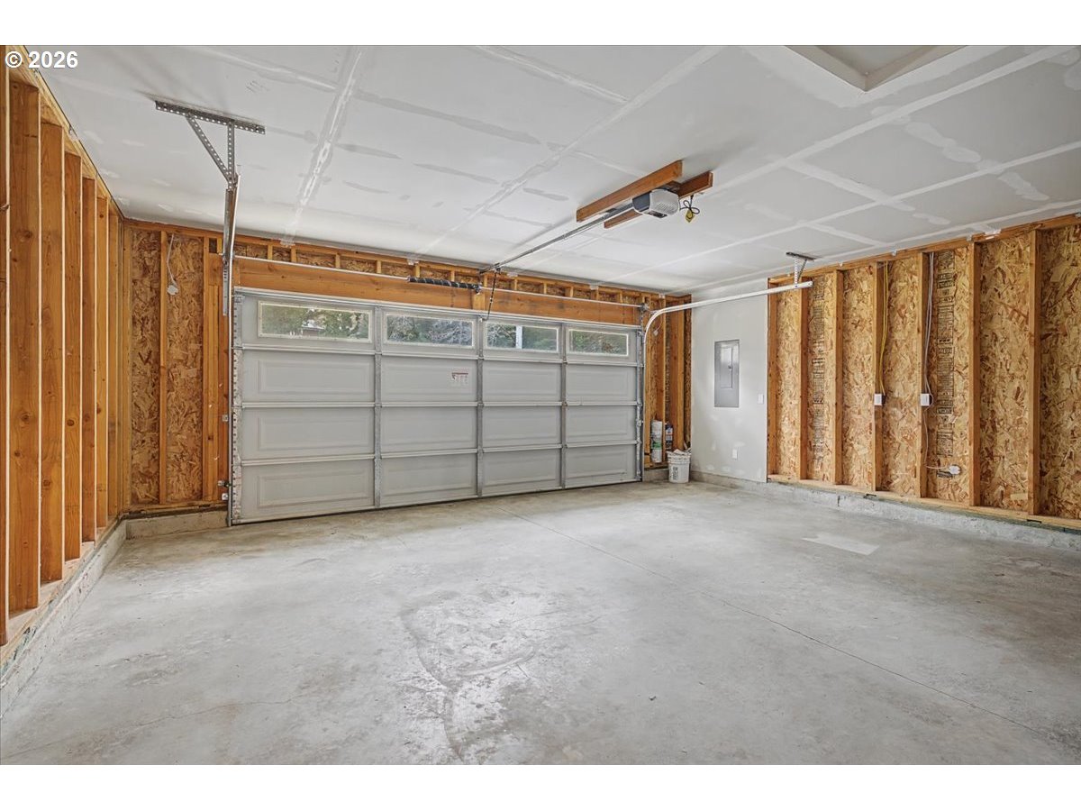 9 North Moolack Way Otis, OR 97368 - Photo 29 of 38 a view of a garage