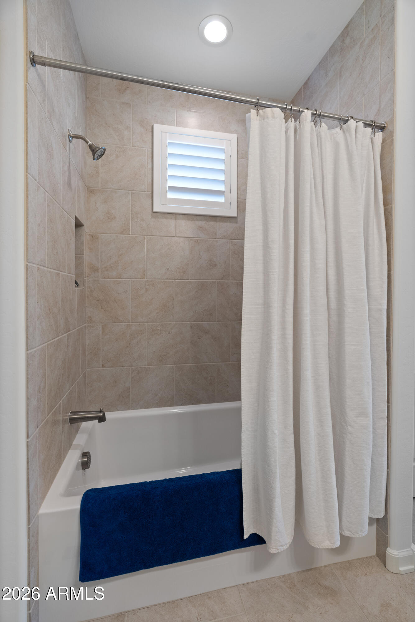 17840 East Paria Canyon Drive Rio Verde, AZ 85263 - Photo 8 of 10 a bathroom with a shower and a tub