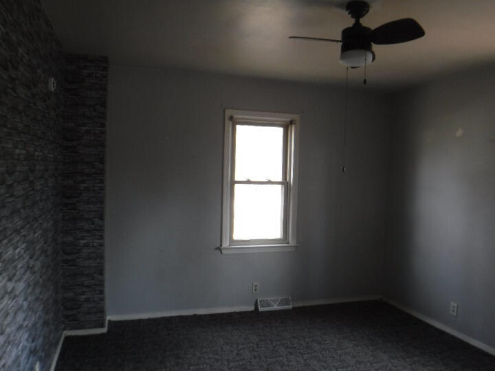 206 Clark Street Decatur, MI 49045 - Photo 12 of 17 DSCF0052