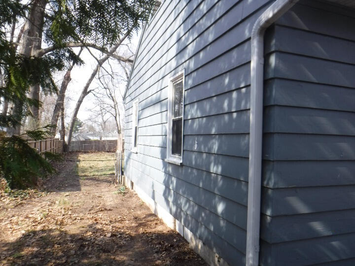 206 Clark Street Decatur, MI 49045 - Photo 3 of 17 DSCF0012