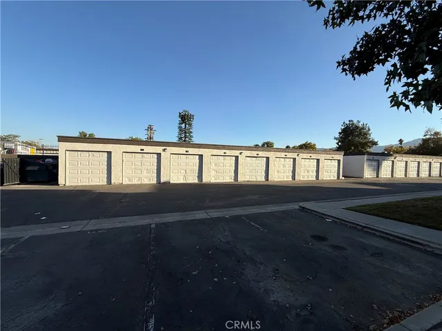 $291,500 | 16377 Lakeshore Drive, Unit 2D, Lake Elsinore, CA 92530