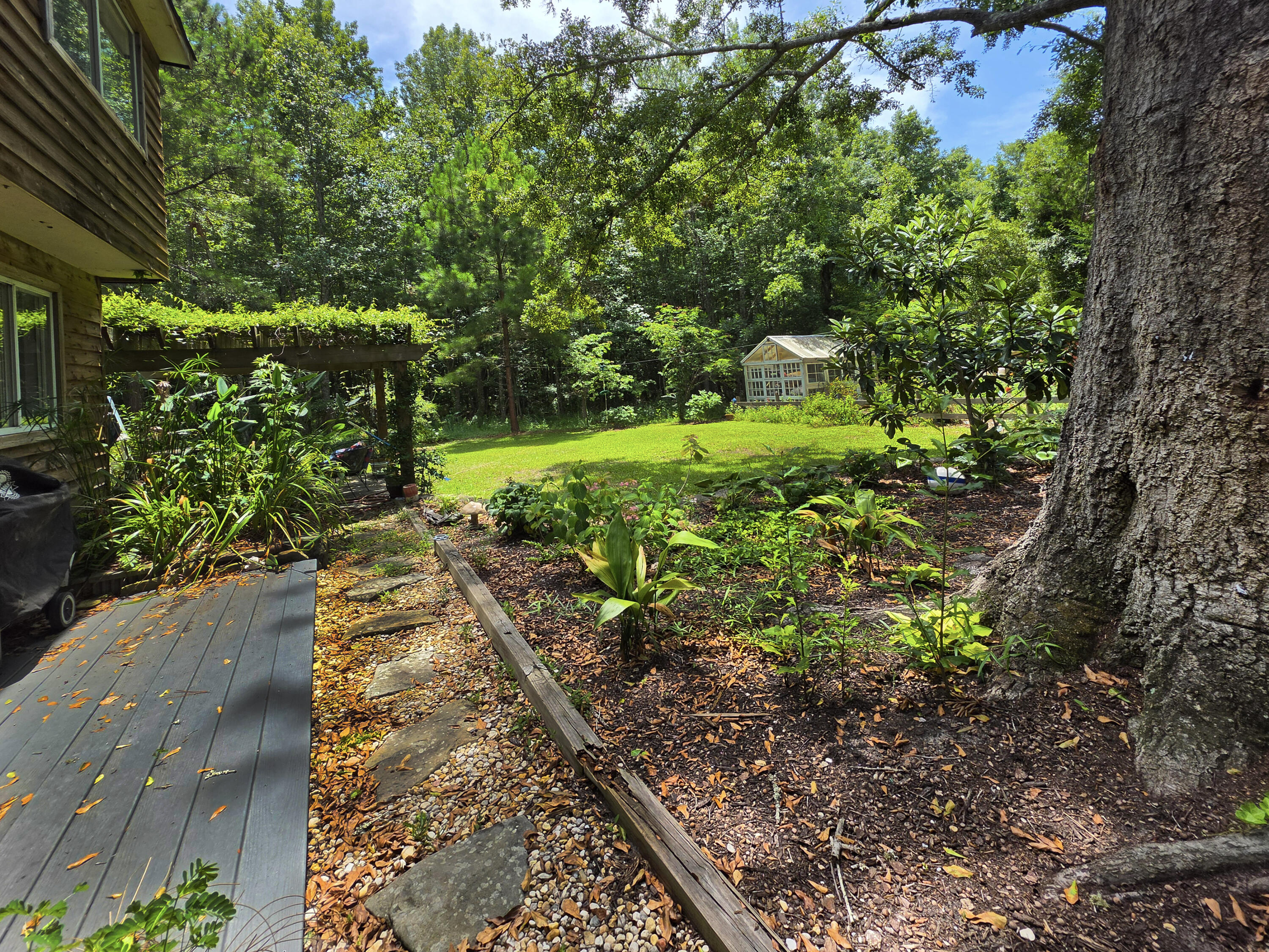 6374 Maxville Road Awendaw, SC 29429 - Photo 20 of 25 21-back-deck-home-for-rent-in-awendaw