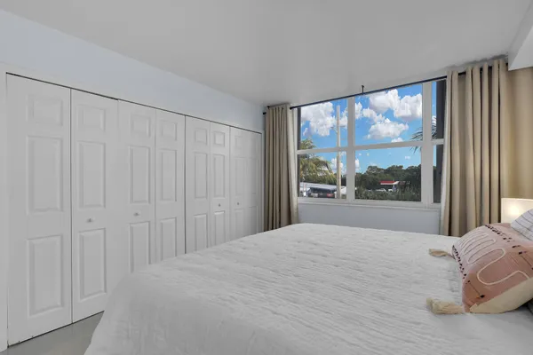 $439,000 | 88500 Overseas Highway, Unit 301, Islamorada, FL 33036