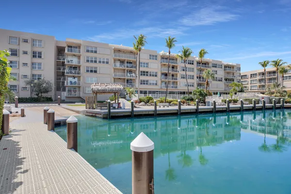 $439,000 | 88500 Overseas Highway, Unit 301, Islamorada, FL 33036
