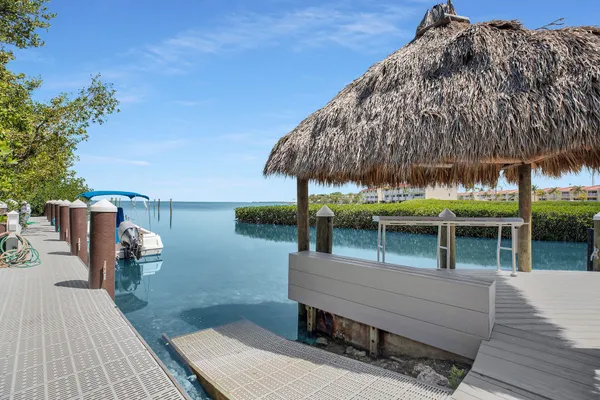 $439,000 | 88500 Overseas Highway, Unit 301, Islamorada, FL 33036