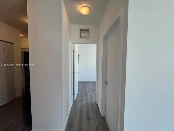 $1,950 | 810 7th Street, Unit 207, Miami Beach, FL 33139