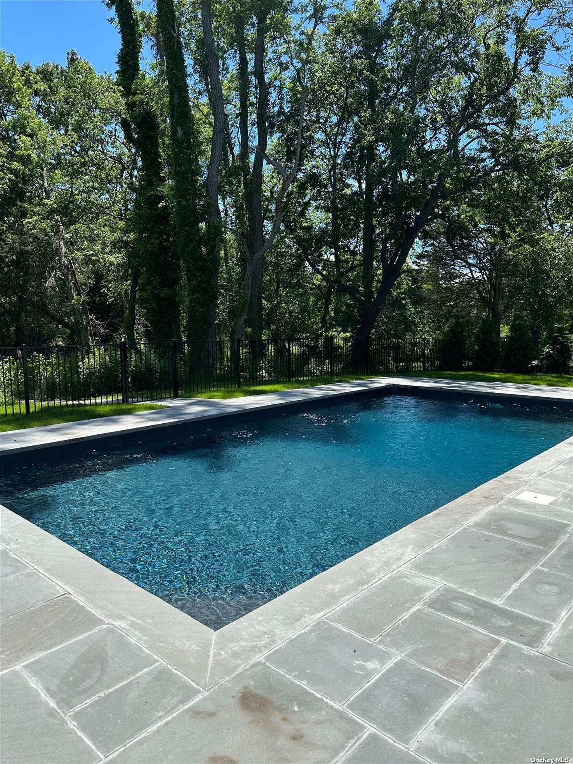 910 Glenn Road Southold, NY 11971 - Photo 27 of 33 Gallery Image 27