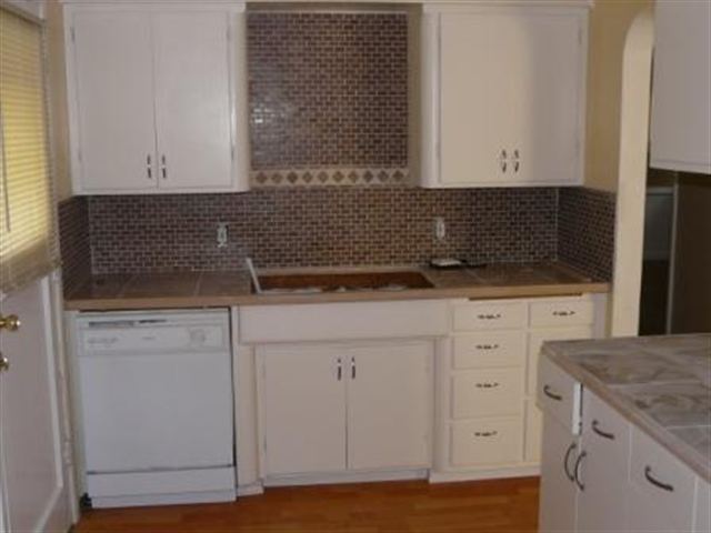 2011 North Vista Road Spokane Valley, WA 99212 - Photo 3 of 7