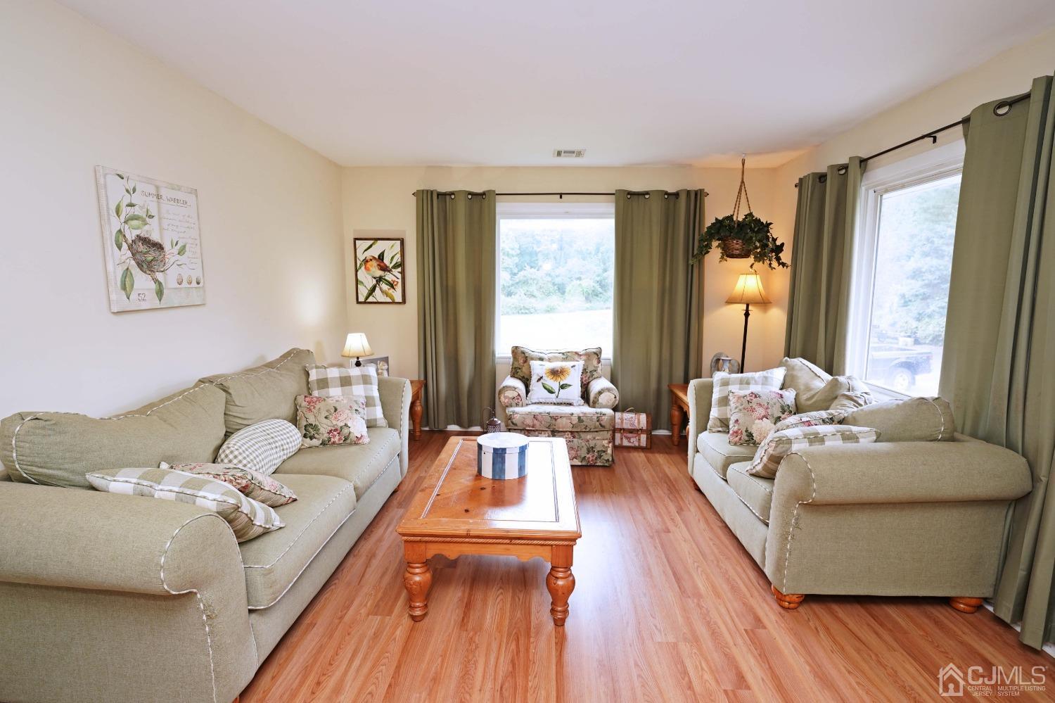129 Fresh Ponds Road Monroe Township, NJ 08831 - Photo 19 of 65 Gallery Image 19