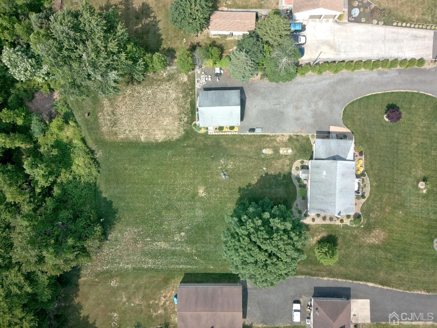 129 Fresh Ponds Road Monroe Township, NJ 08831 - Photo 63 of 65 Gallery Image 63