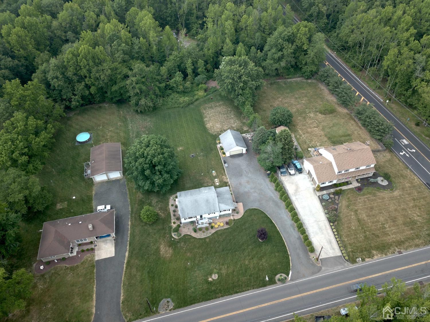 129 Fresh Ponds Road Monroe Township, NJ 08831 - Photo 10 of 65 Gallery Image 10