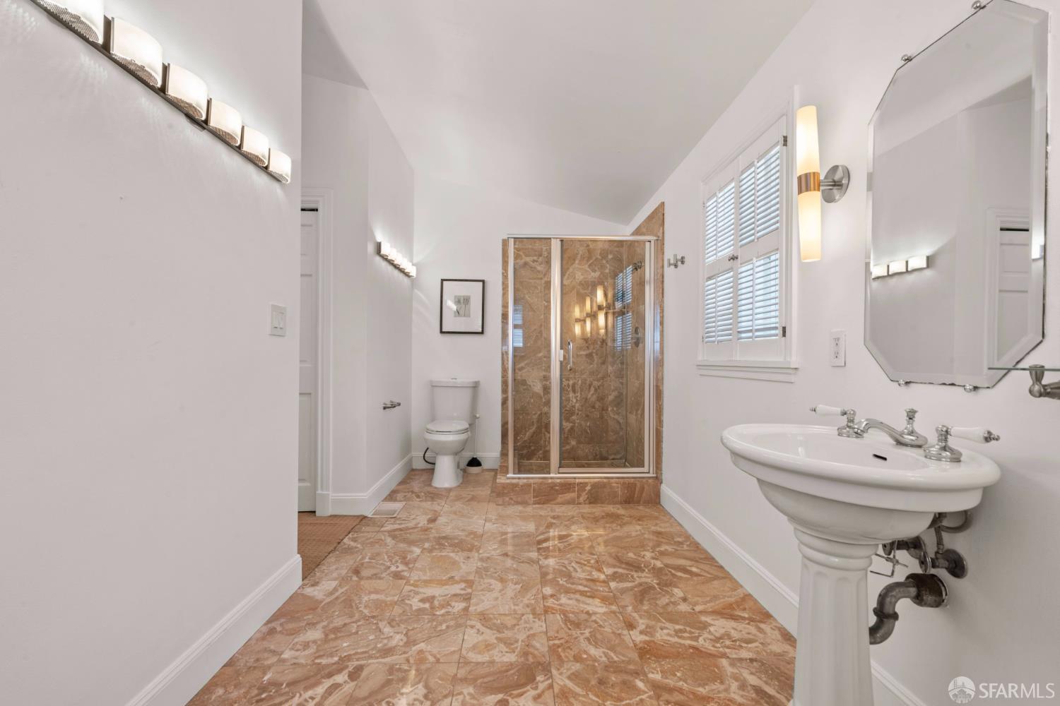 85 Clarendon Road Pacifica, CA 94044 - Photo 44 of 95 Gallery Image 44