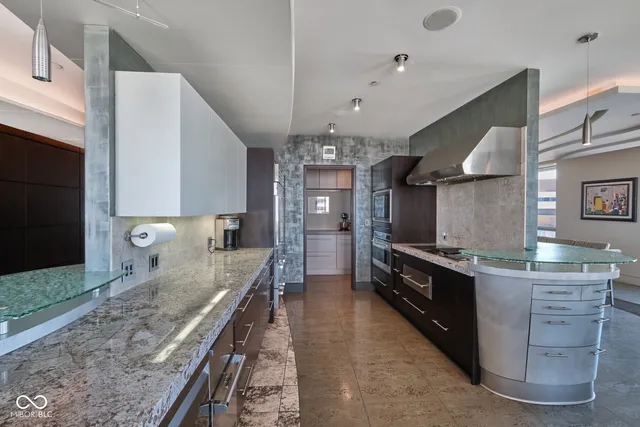 $4,300,000 | 1 North Illinois Street, Unit 2101, Indianapolis, IN 46204