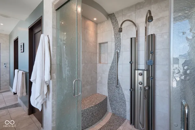 $4,300,000 | 1 North Illinois Street, Unit 2101, Indianapolis, IN 46204