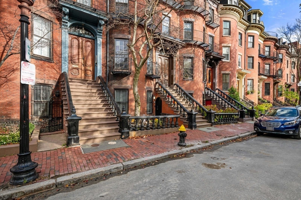 15 Concord Square, Unit A Boston, MA 02118 - Photo 17 of 22