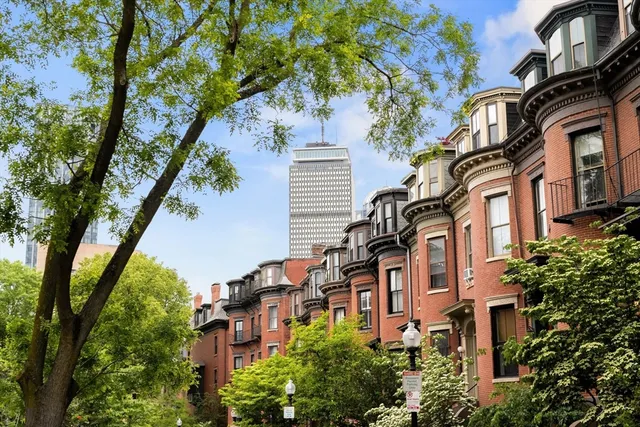 $525,000 | 15 Concord Square, Unit A, Boston, MA 02118