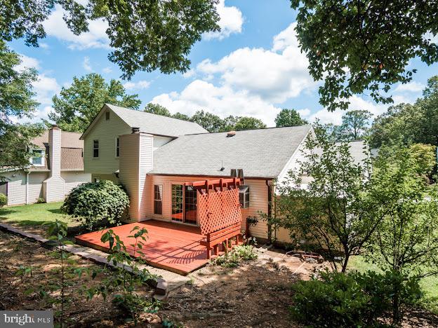 9720 Ironmaster Drive Burke, VA 22015 - Photo 8 of 46 an aerial view of a house