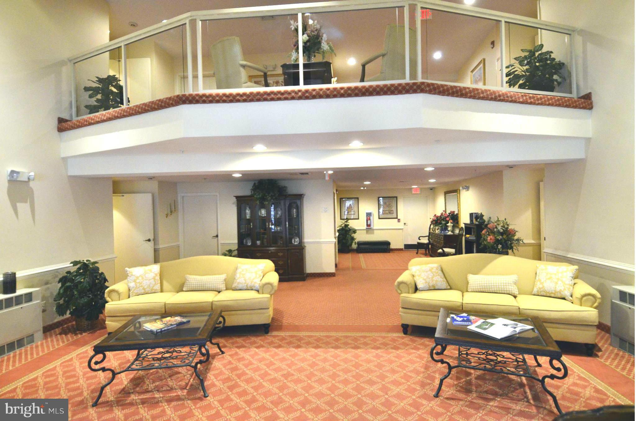 12300 Rosslare Ridge Road, Unit 204 Lutherville-Timonium, MD 21093 - Photo 3 of 13 Common area, entrance