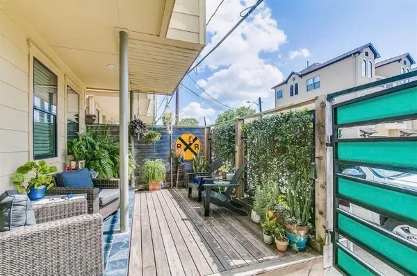 $3,500 | 1703 Patterson Street, Unit B, Houston, TX 77007