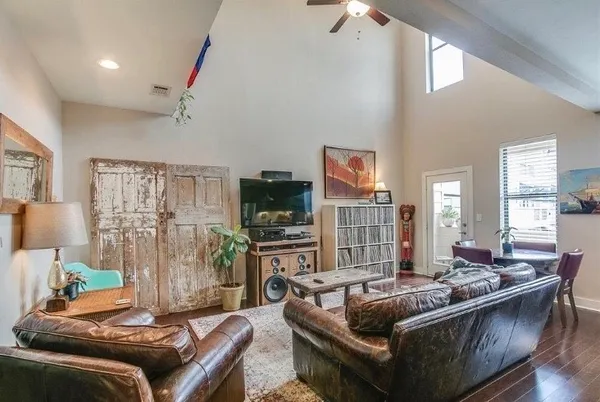 $3,500 | 1703 Patterson Street, Unit B, Houston, TX 77007