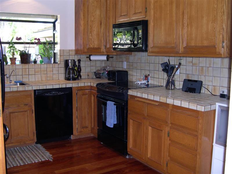 5308 Berkeley Road Santa Barbara, CA 93111 - Photo 5 of 11 Kitchen