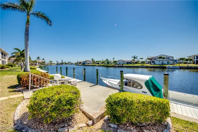 $214,900 | 4411 Country Club Boulevard, Unit A2, Cape Coral, FL 33904