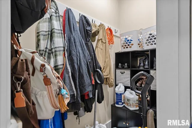 $275,000 | 506 South Diamond Street, Jacksonville, IL 62650