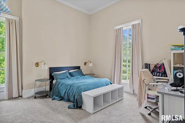 $275,000 | 506 South Diamond Street, Jacksonville, IL 62650