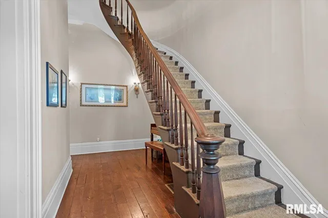 $275,000 | 506 South Diamond Street, Jacksonville, IL 62650