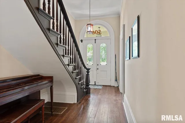 $275,000 | 506 South Diamond Street, Jacksonville, IL 62650