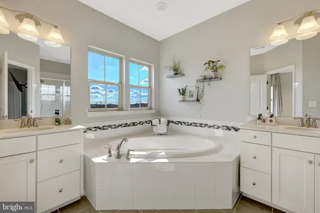 $558,500 | 25312 Trumpet Vine Terrace, Aldie, VA 20105