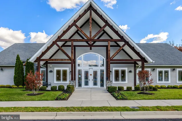 $558,500 | 25312 Trumpet Vine Terrace, Aldie, VA 20105