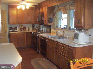 320 Thorpe Road Jenkintown, PA 19046 - Photo 3 of 6 Gallery Image 3
