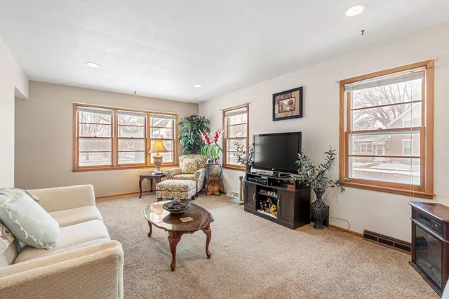 $219,900 | 710 3rd Avenue Northwest, Austin, MN 55912