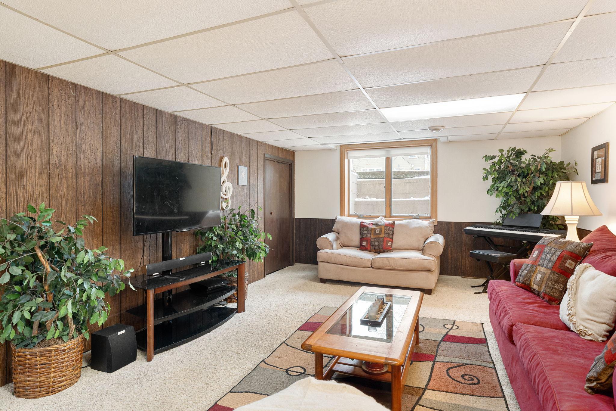 710 3rd Avenue Northwest Austin, MN 55912 - Photo 20 of 25