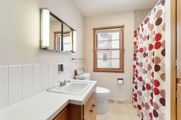 $209,900 | 710 3rd Avenue Northwest, Austin, MN 55912