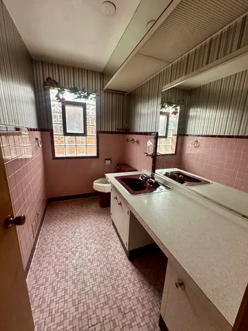 $469,900 | 7000 West Henderson Street, Chicago, IL 60634