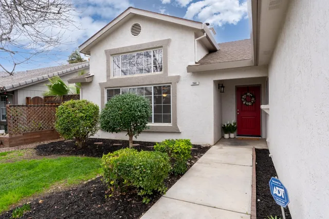 $525,000 | 744 Bluff Drive, Los Banos, CA 93635