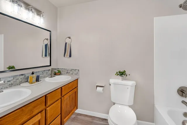 $525,000 | 744 Bluff Drive, Los Banos, CA 93635