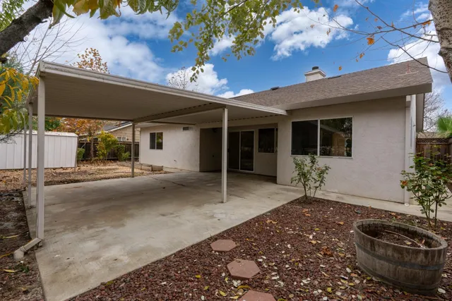 $525,000 | 744 Bluff Drive, Los Banos, CA 93635